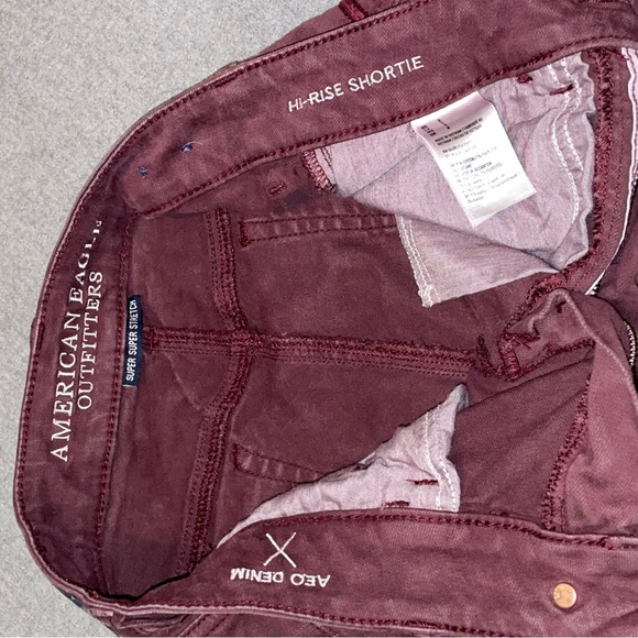 American Eagle Hi-Rise Shorty Jean Shorts Maroon Women’s Size 2 - Picture 4 of 4